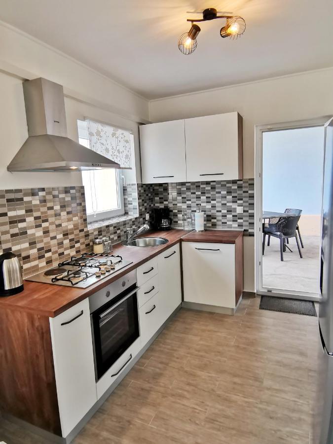 Apartment Roman Betina  Buitenkant foto