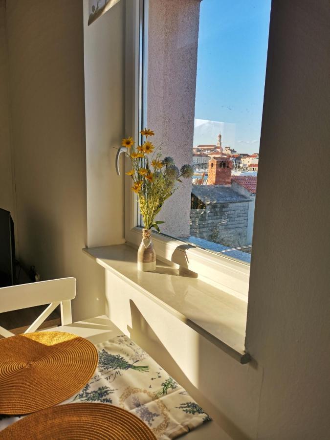 Apartment Roman Betina  Buitenkant foto