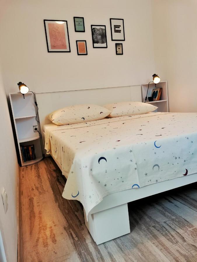 Apartment Roman Betina  Buitenkant foto